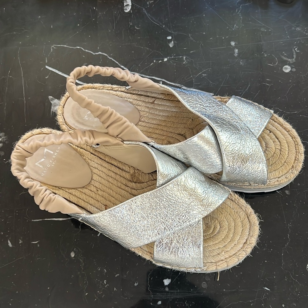 Marc Fisher LTD Silver Platform Sandal size 8